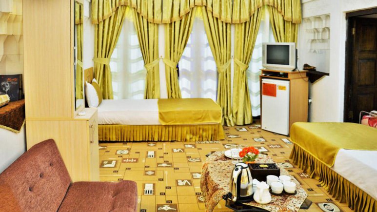 اتاق دو تخته توئین هتل سنتی والی یزد